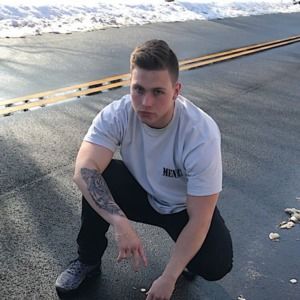 Meet your Posher, Todd